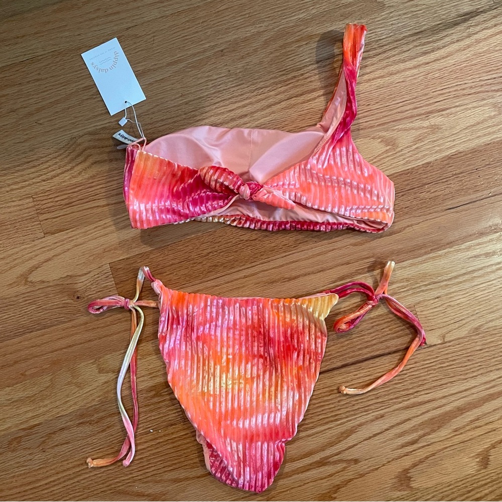 Dippin’ Daisy’s Bathing Suit - Picture 2 of 3